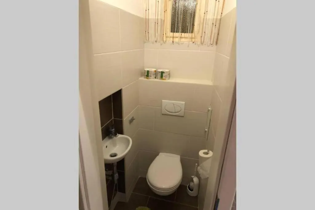 Apartman With Parking In The Center - 500M From Hlavni Nadrazi Brno